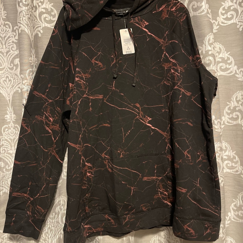New Torrid black marble LS hoodie. Size 1x and 2x available.